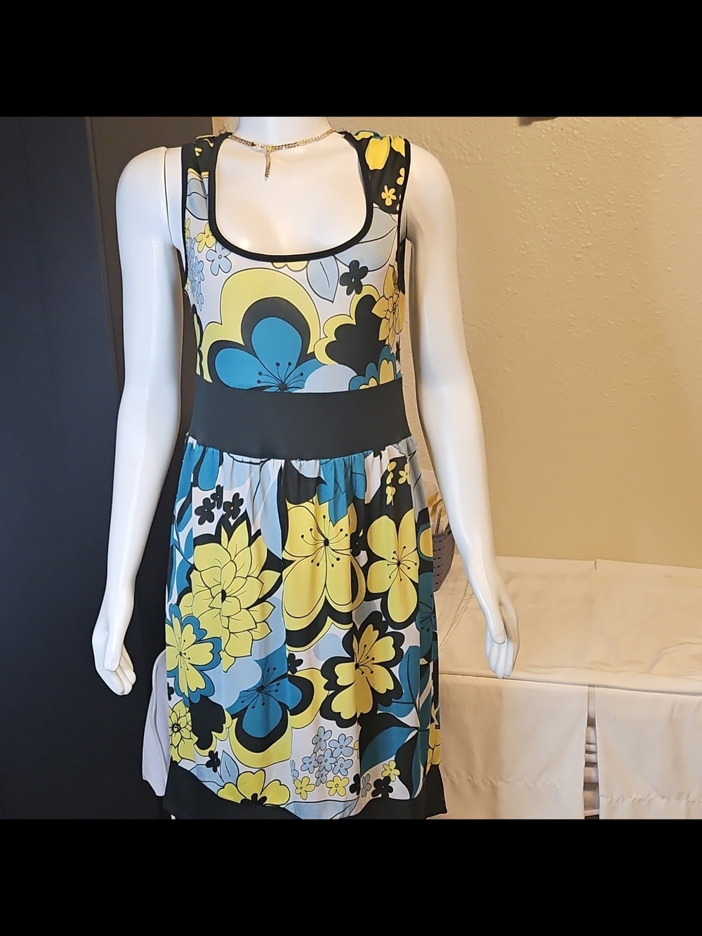 Michael P. Fit & Flare Floral Dress Blue/Yellow Scoop Neck Zip Knee SIZE M